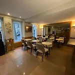Hotel Eiffel Kensington Paris