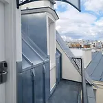 Hotel Eiffel Kensington