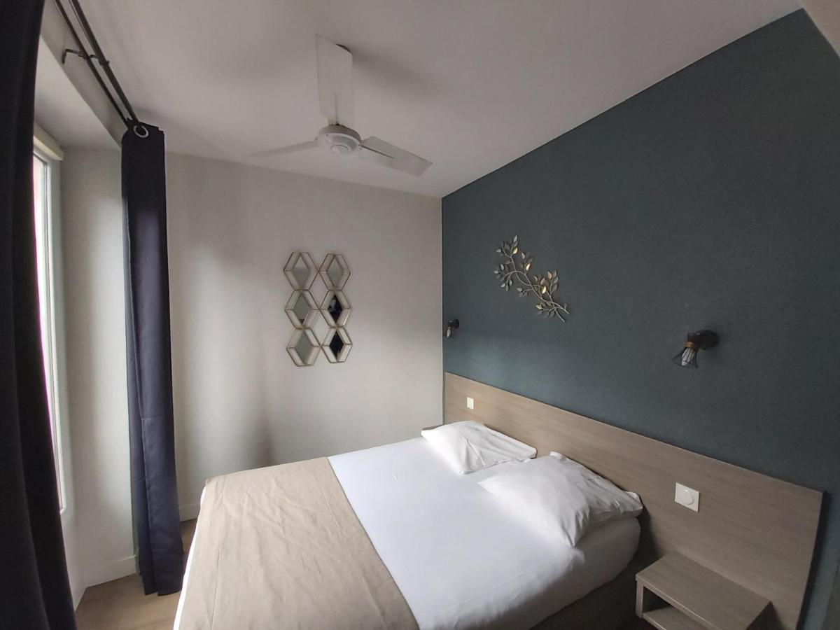 Eiffel Kensington Hotel 2*