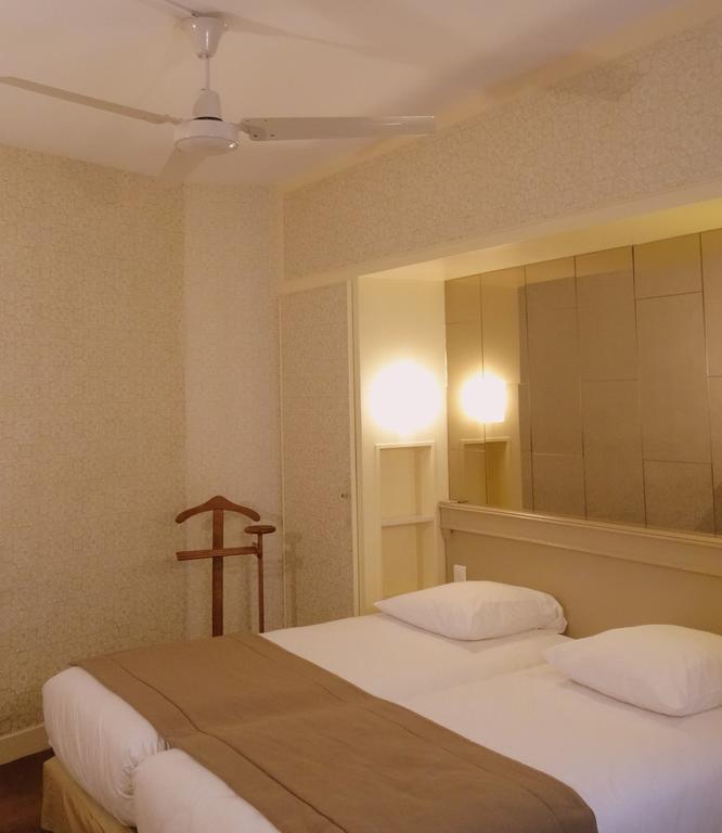 Eiffel Kensington 2* Paris